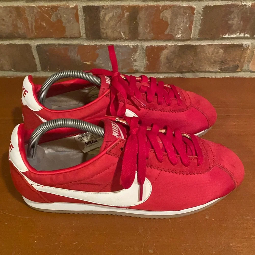 Women’s Nike Cortez - Picture 2 of 9